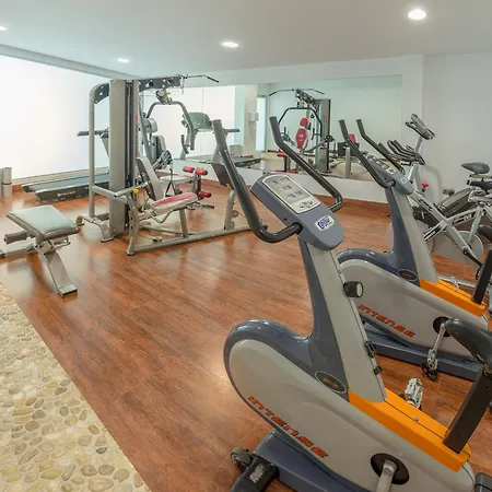 Rh バイレン パルク ホテル ガンディア