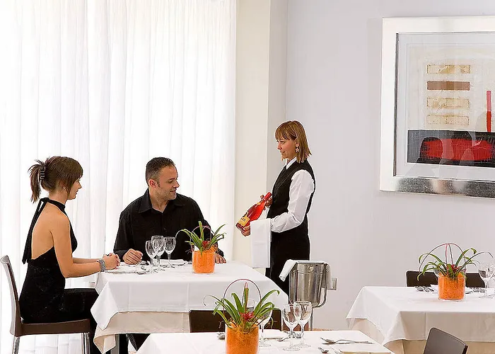 Ξενοδοχείο Rh Bayren Parc 4*